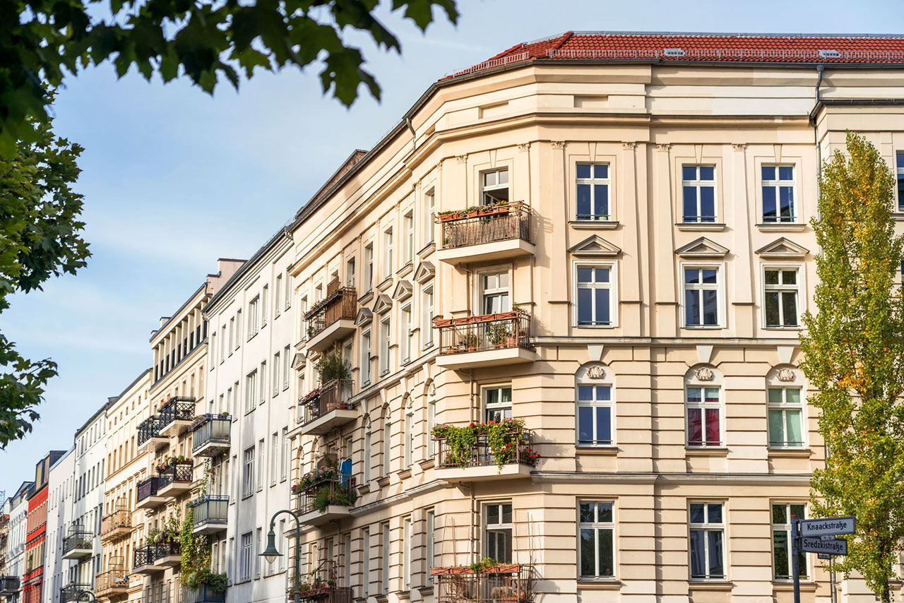Apartment House in Berlin, Germany; Shutterstock ID 1294522009; purchase_order: TES 2134-001 und TES 2136-001; job: ; client: Techem / faust & auge Werbeagentur; other: 